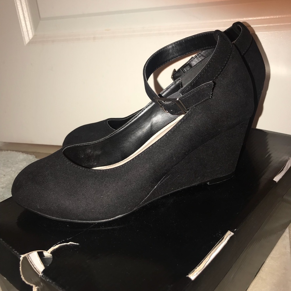 Torrid Wedges